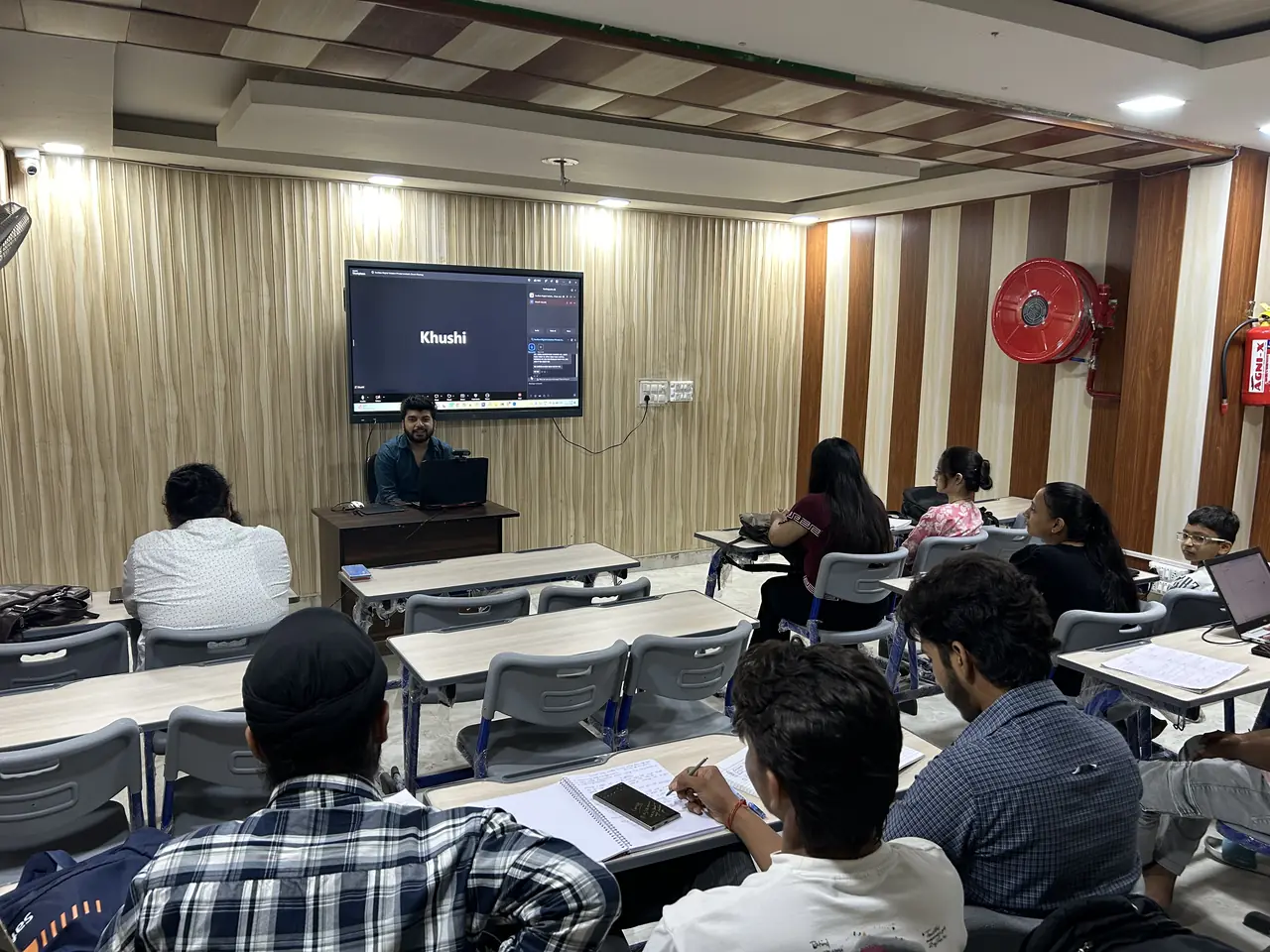 Students attending a practical digital marketing class at the Social Baniya Academy centre